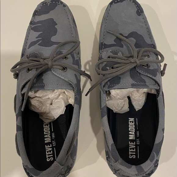 Steve Madden Gametyme Grey Camp Leather Boat Shoe with Box Size 9.5 - Picture 3 of 14